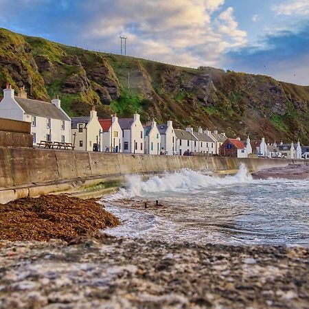 The Pennan Inn Eksteriør bilde
