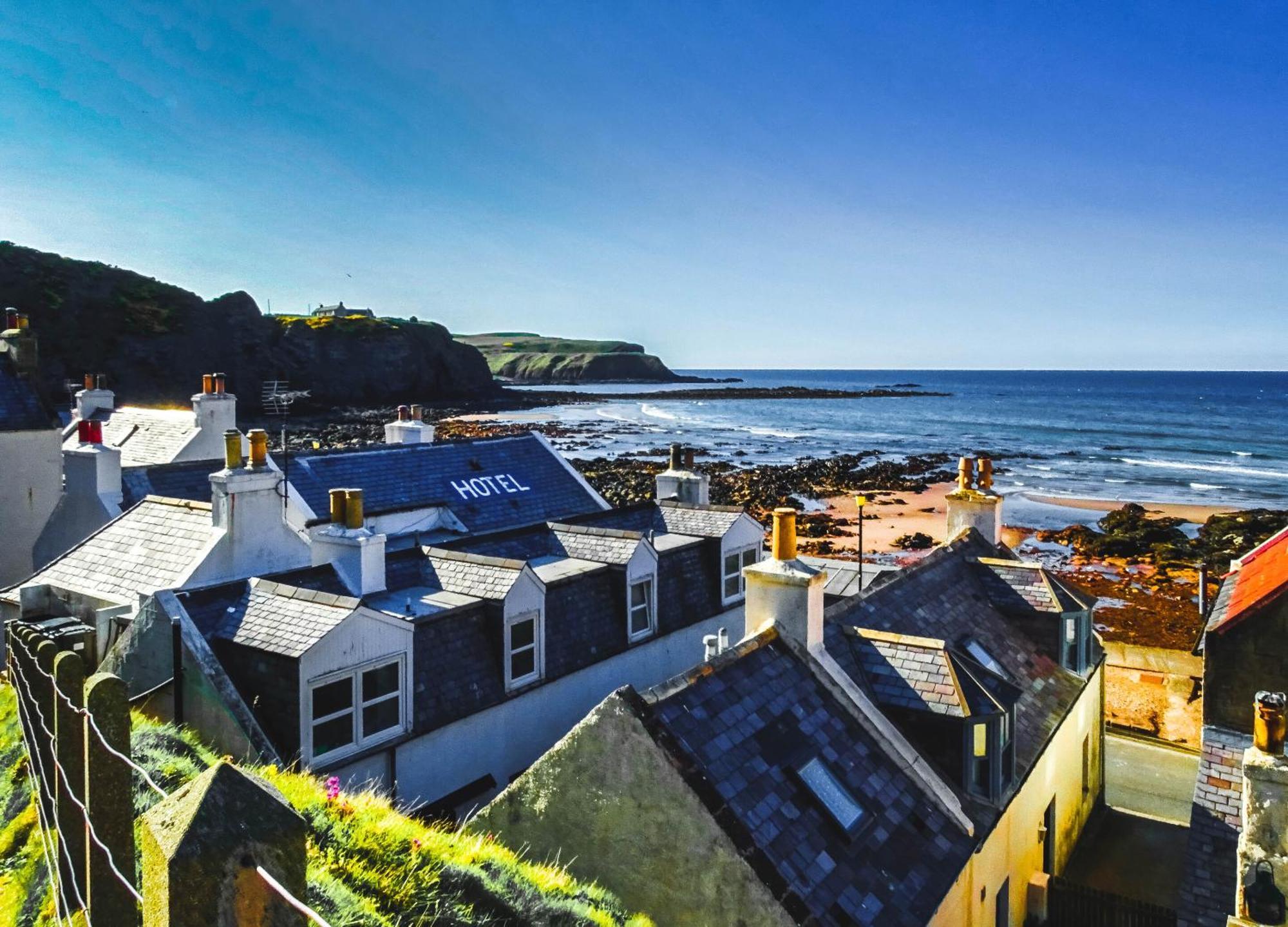 The Pennan Inn Eksteriør bilde